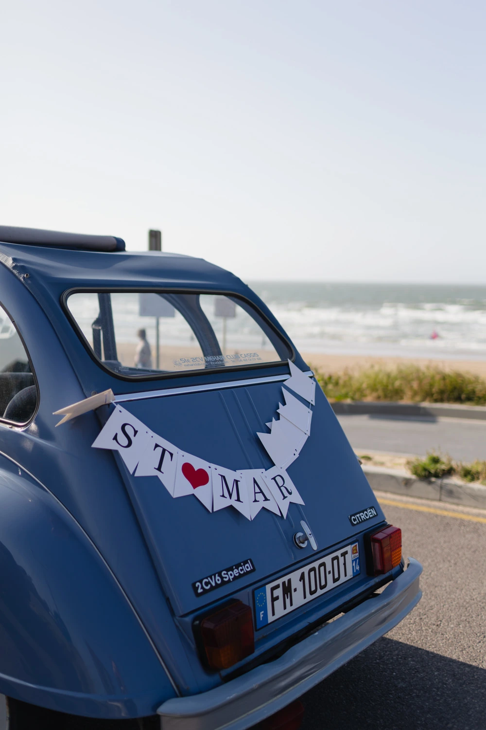 Portrait d'une voiture de collection.